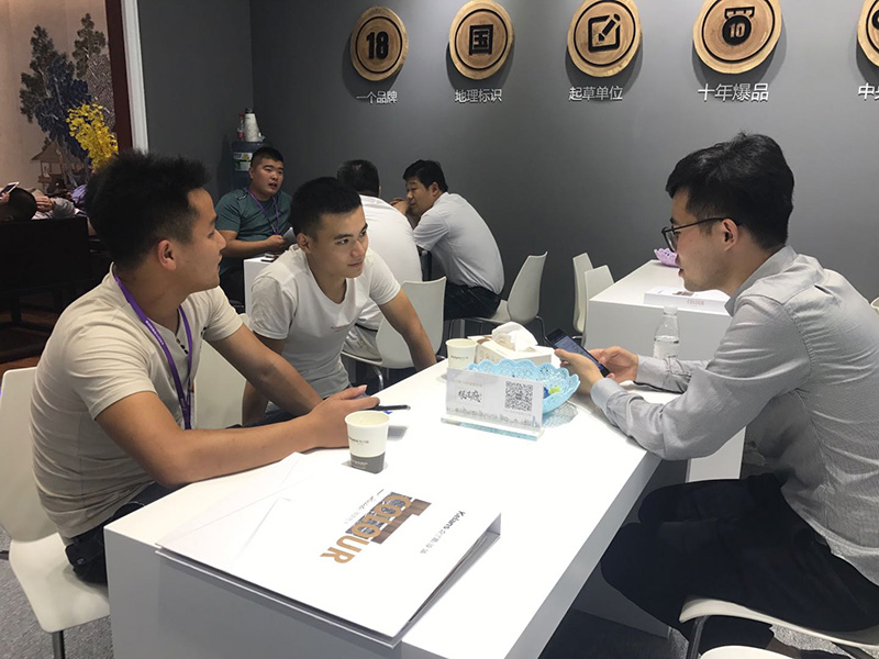 【嘉兴展专访】克兰斯张瑛:实施战略布局,开拓精准市场 【嘉兴展专访】克兰斯张瑛:实施战略布局,开拓精准市场